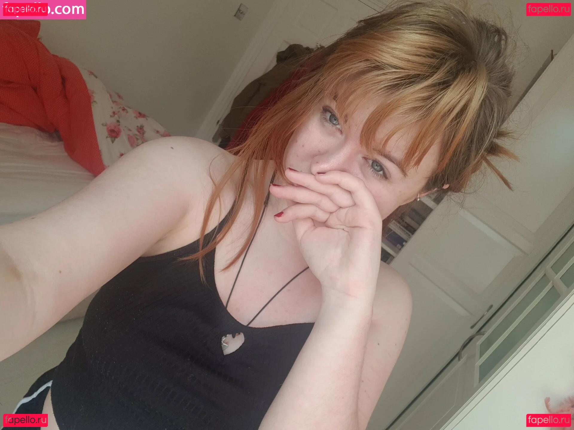 maebry Onlyfans Photo Gallery 