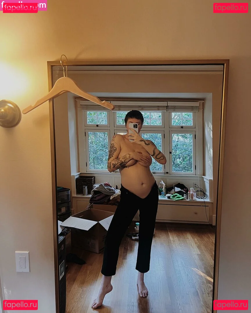 Ireland Baldwin Onlyfans Photo Gallery 