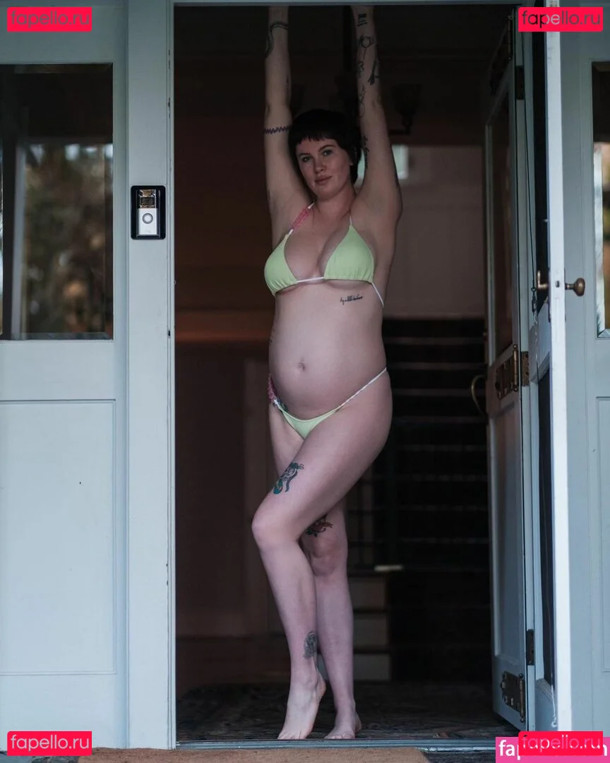 Ireland Baldwin Onlyfans Photo Gallery 