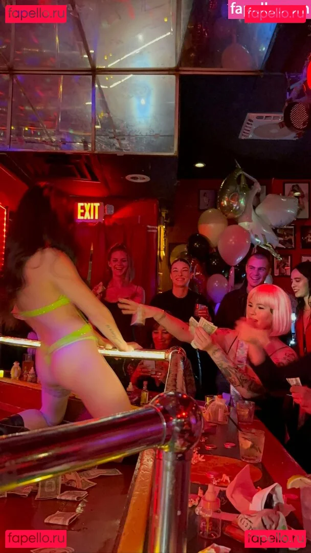 Ireland Baldwin Onlyfans Photo Gallery 