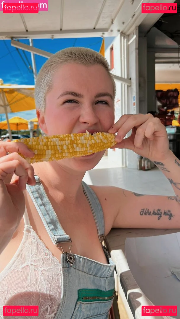 Ireland Baldwin Onlyfans Photo Gallery 