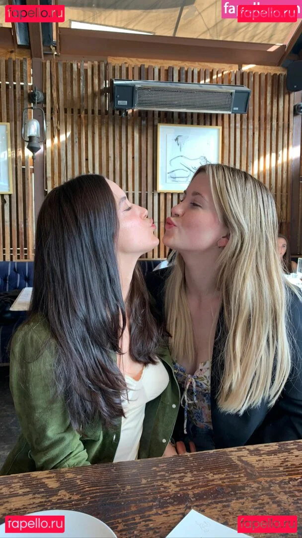 Ireland Baldwin Onlyfans Photo Gallery 