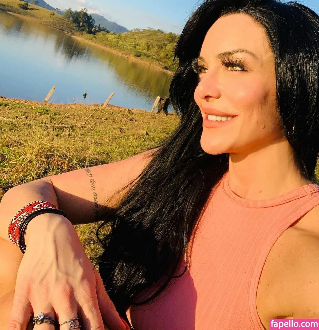 Rhenata Schmidt Onlyfans Photo Gallery 