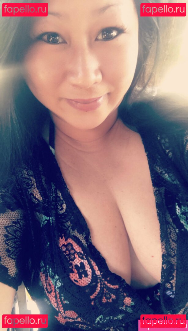 asiangamermilf Onlyfans Photo Gallery 