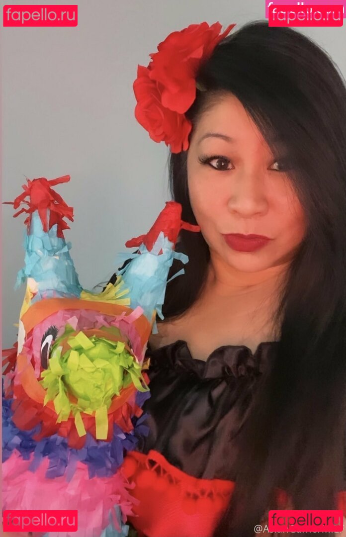 asiangamermilf Onlyfans Photo Gallery 