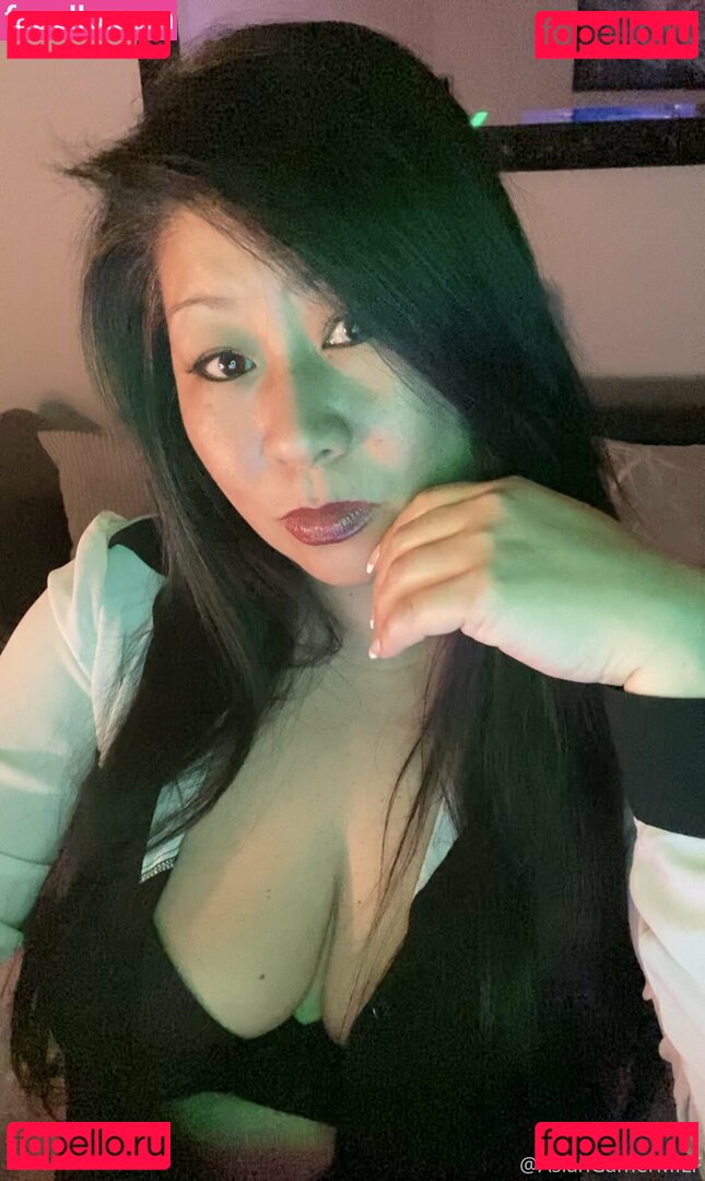 asiangamermilf Onlyfans Photo Gallery 
