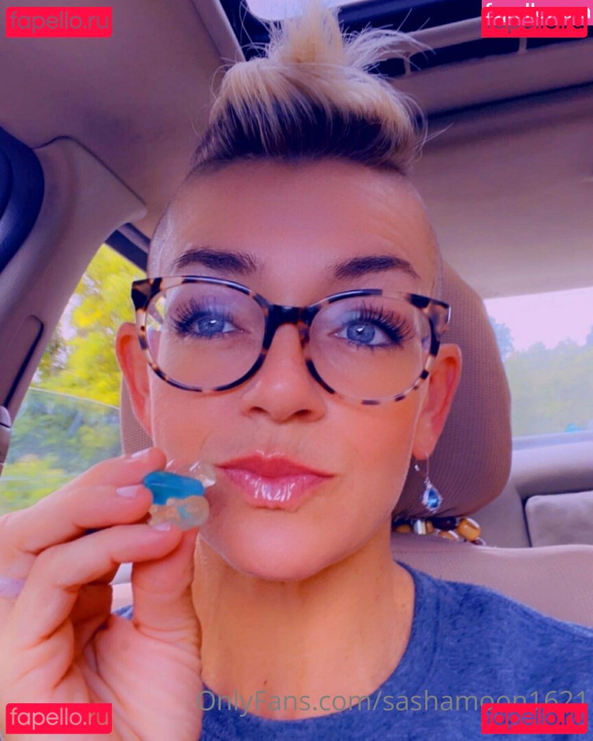 Sashamoon1621 Onlyfans Photo Gallery 