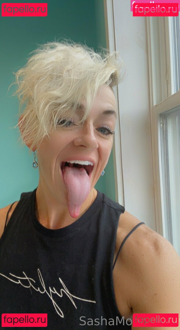 Sashamoon1621 Onlyfans Photo Gallery 