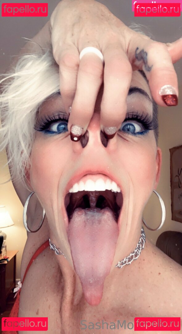 Sashamoon1621 Onlyfans Photo Gallery 