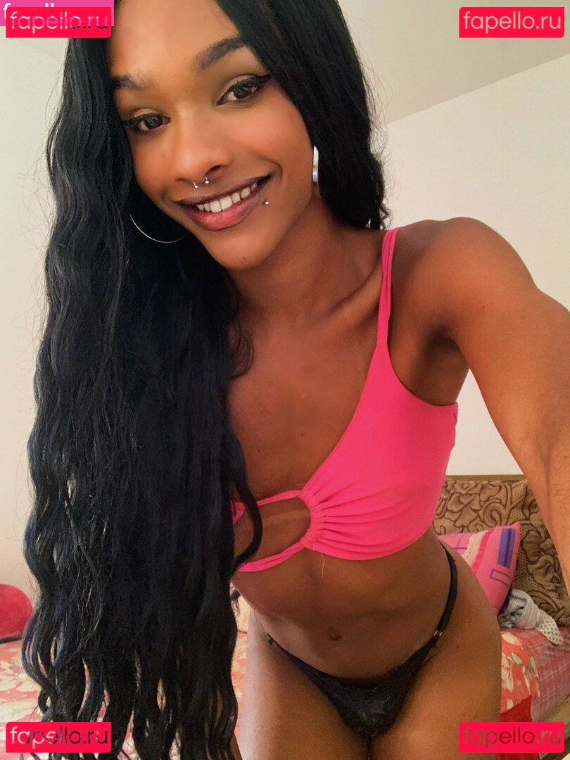 Awendy / awendysantana / sugawendy Onlyfans Photo Gallery 