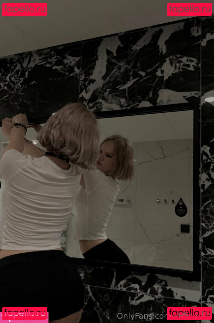 kayana_moon Onlyfans Photo Gallery 