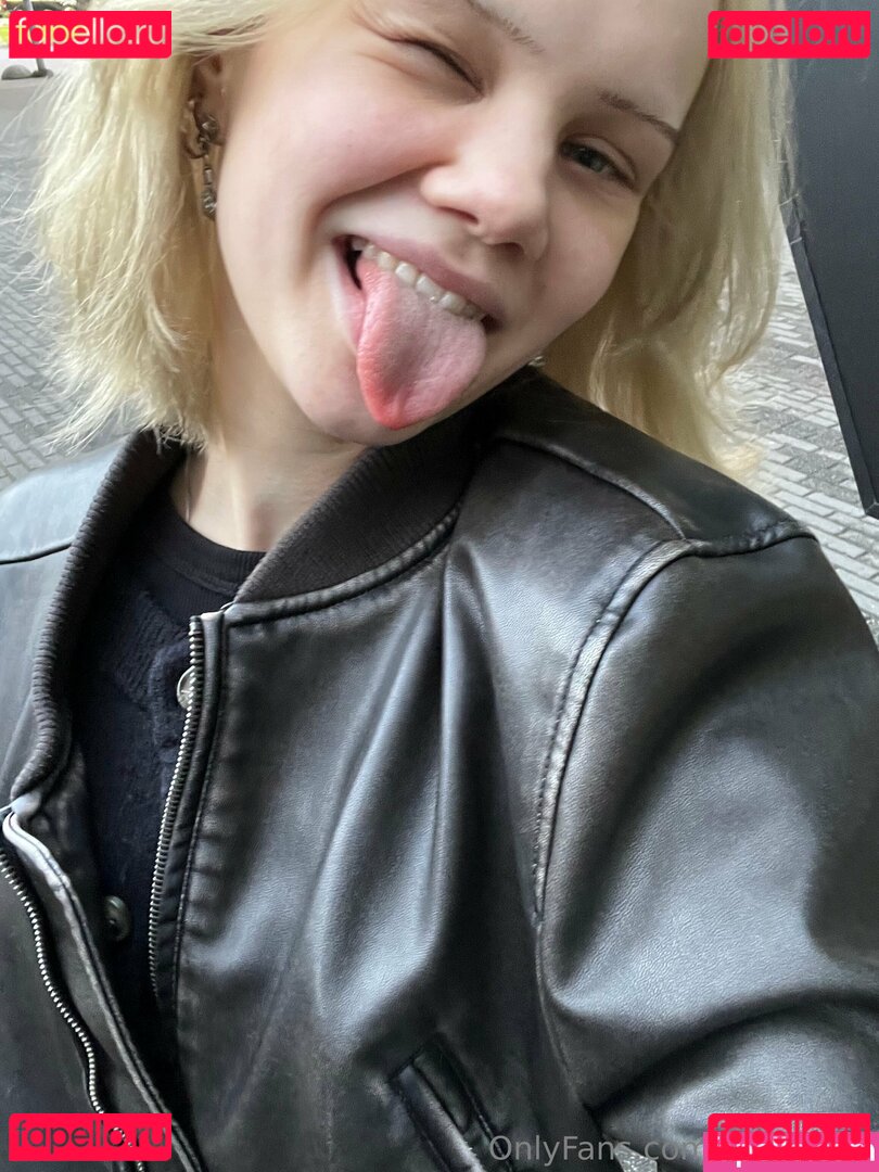 kayana_moon Onlyfans Photo Gallery 