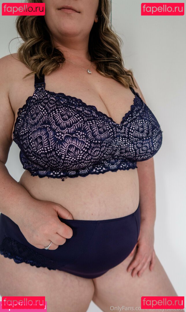 ashleythetease / ashleytheteasefree Onlyfans Photo Gallery 