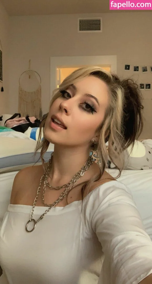 Reddotbitch Onlyfans Photo Gallery 