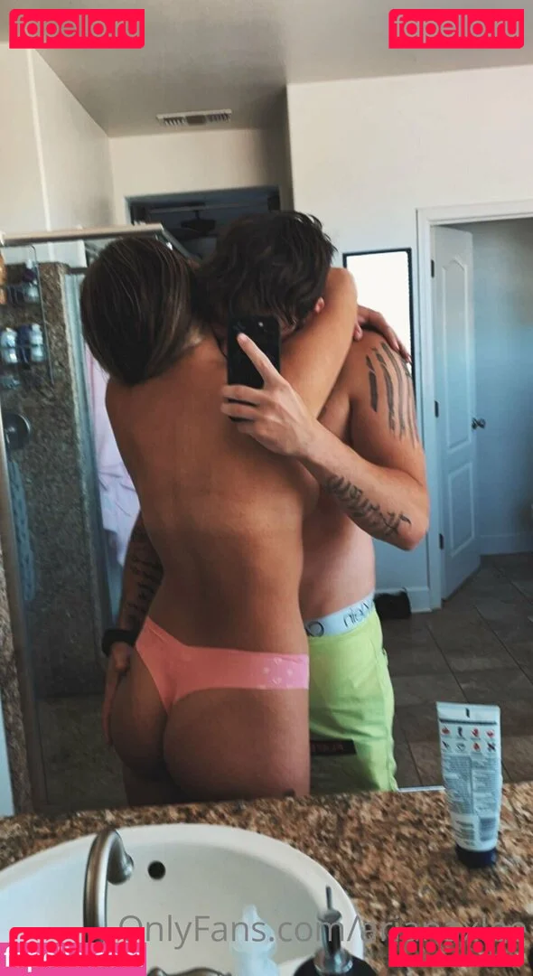 ireenel_ Onlyfans Photo Gallery 