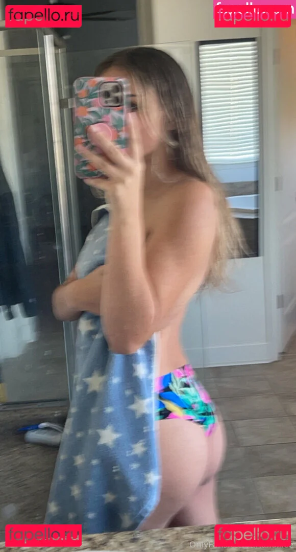 ireenel_ Onlyfans Photo Gallery 