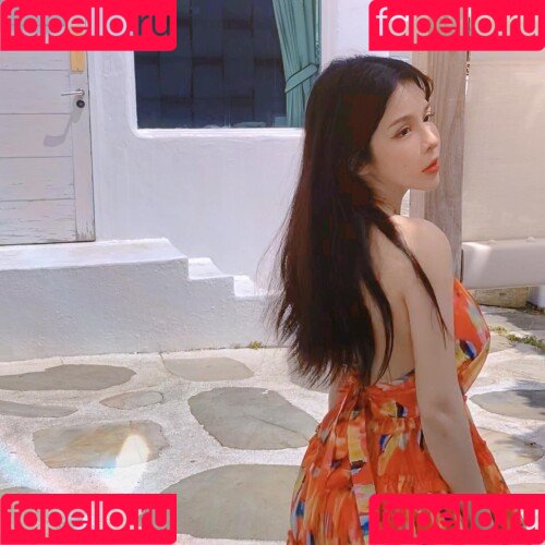 Mandi 香菱 Onlyfans Photo Gallery 