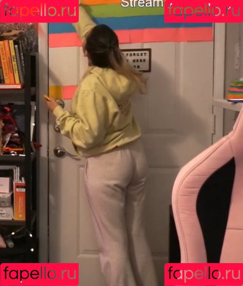 emilycc Onlyfans Photo Gallery 