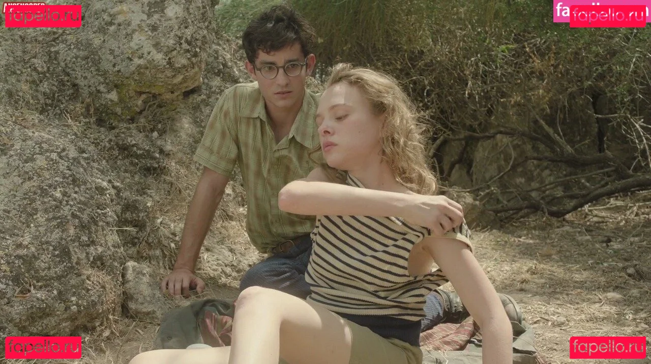 Shira Haas Onlyfans Photo Gallery 