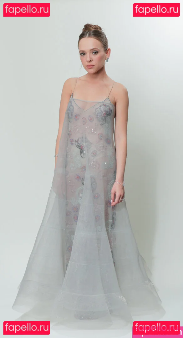 Shira Haas Onlyfans Photo Gallery 