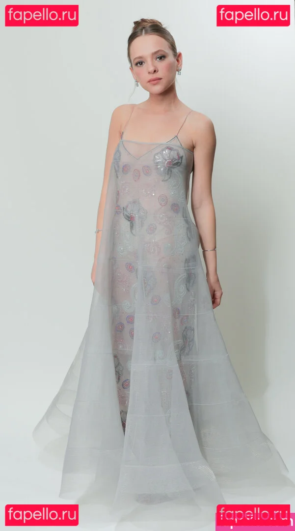 Shira Haas Onlyfans Photo Gallery 