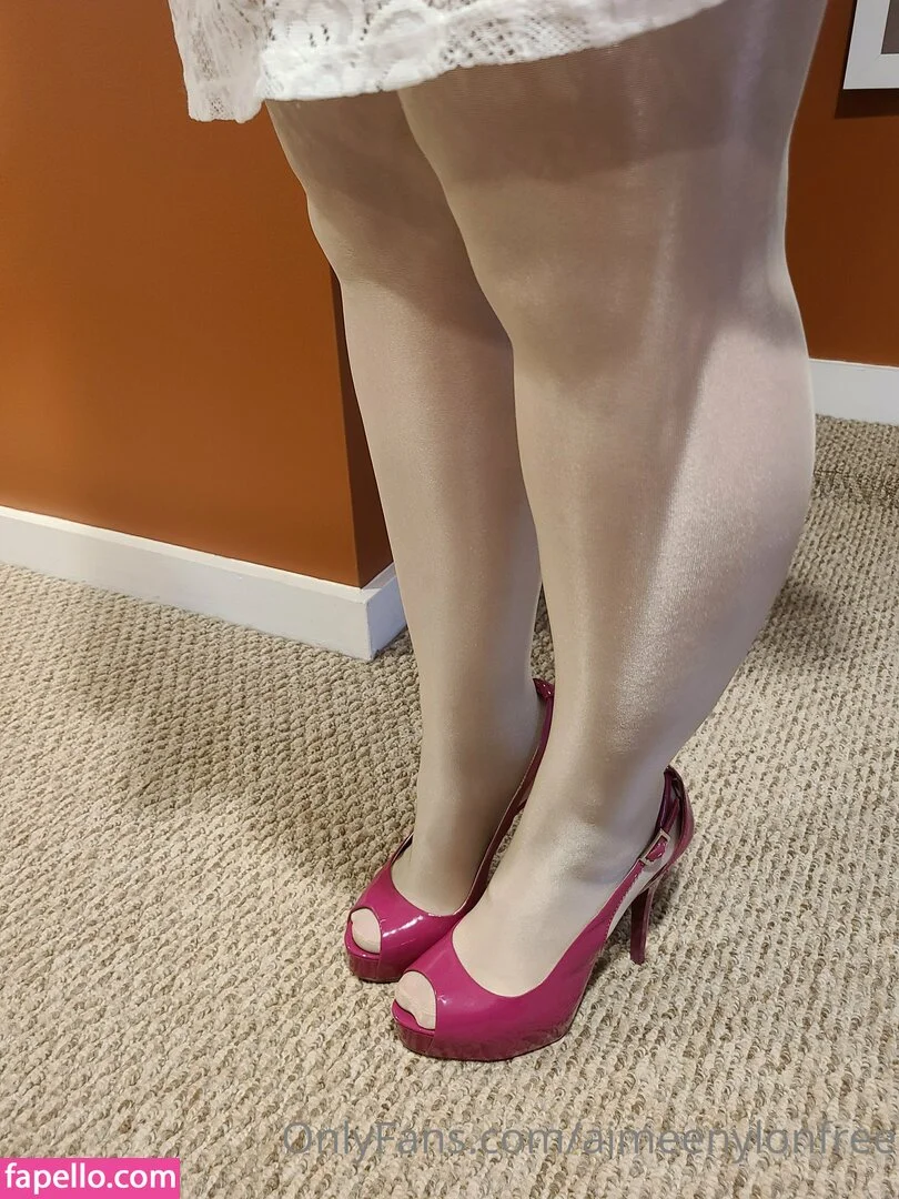 aimeenylonfree Onlyfans Photo Gallery 