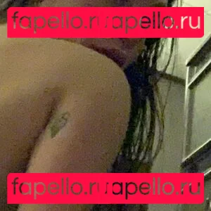 arielllll Onlyfans Photo Gallery 