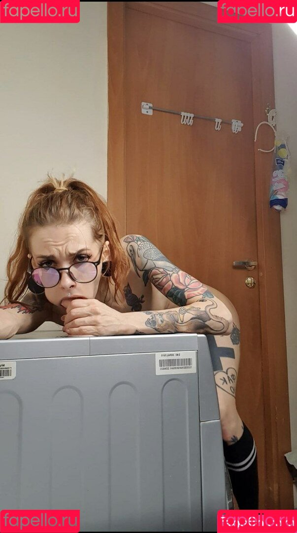 soy_danni18 Onlyfans Photo Gallery 