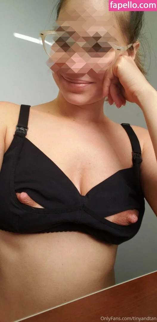 Tiny And Tan Onlyfans Photo Gallery 