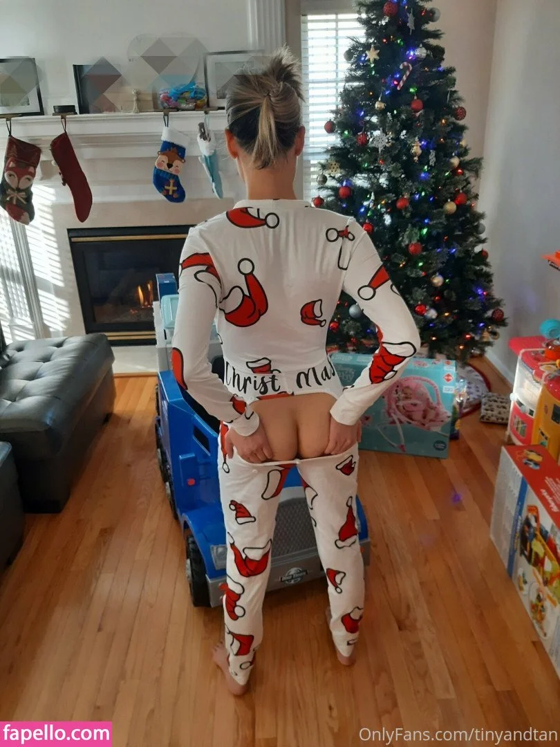 Tiny And Tan Onlyfans Photo Gallery 