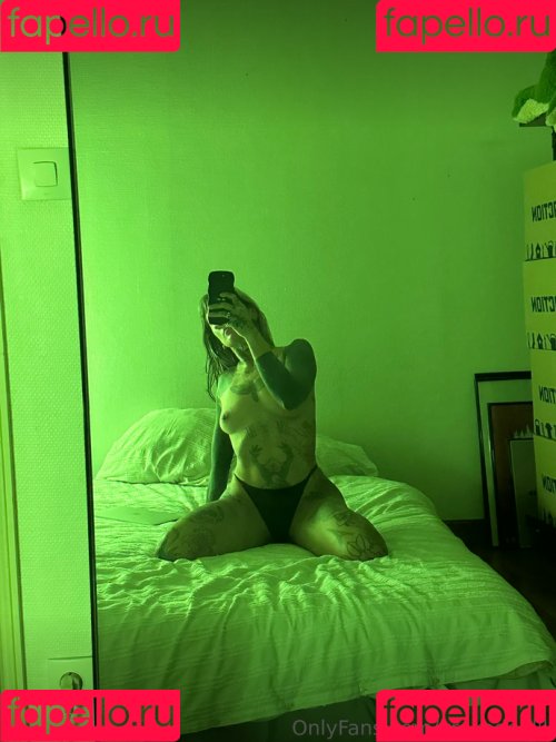 Krokodeal Onlyfans Photo Gallery 