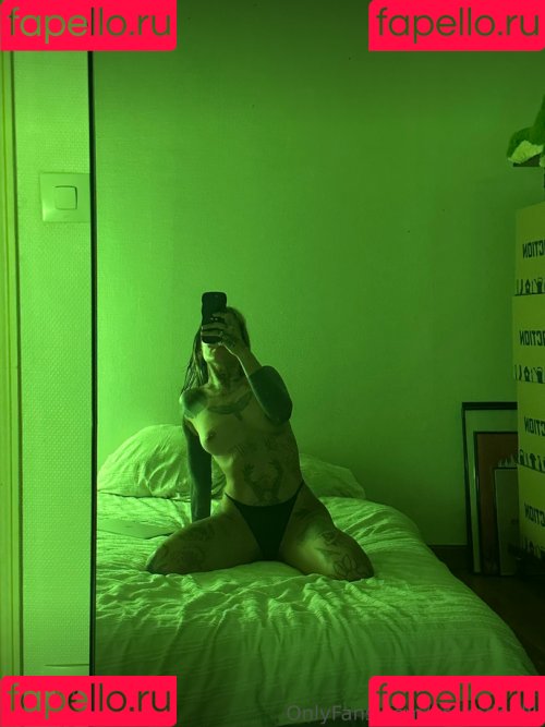 Krokodeal Onlyfans Photo Gallery 