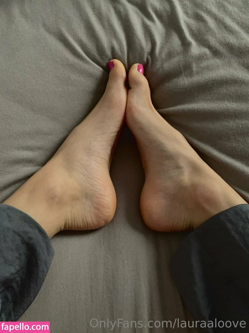 lauraaloove Onlyfans Photo Gallery 