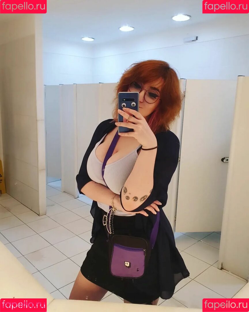 wzuia Onlyfans Photo Gallery 