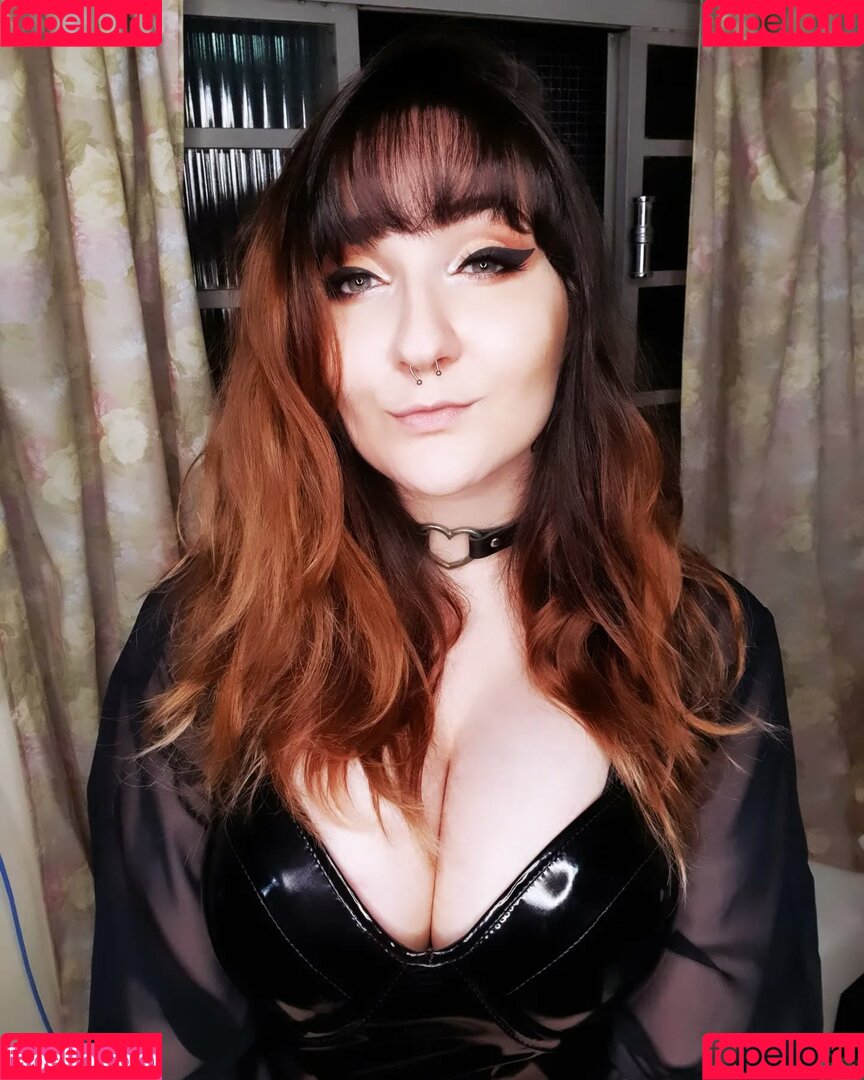 wzuia Onlyfans Photo Gallery 