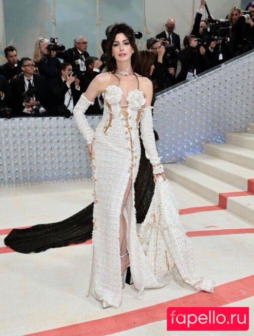 Anne Hathaway Onlyfans Photo Gallery 