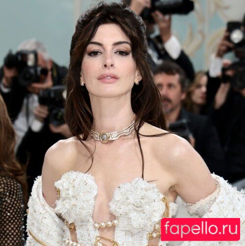 Anne Hathaway Onlyfans Photo Gallery 