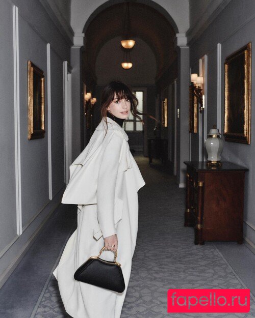 Anne Hathaway Onlyfans Photo Gallery 