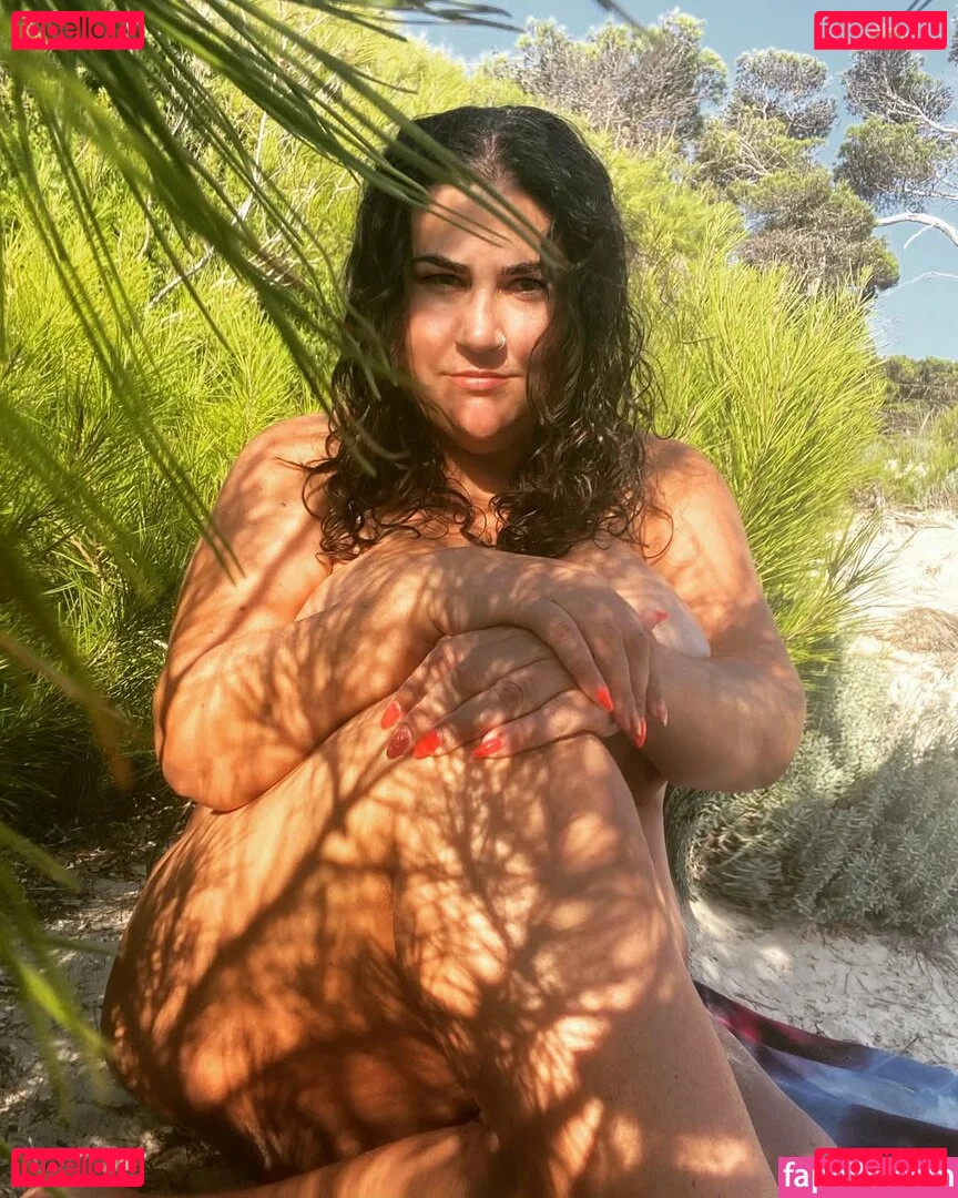 Caliope Onlyfans Photo Gallery 