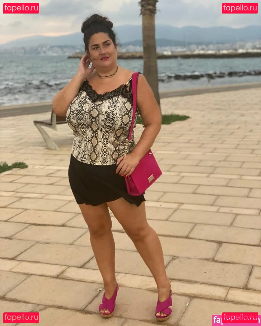 Caliope Onlyfans Photo Gallery 