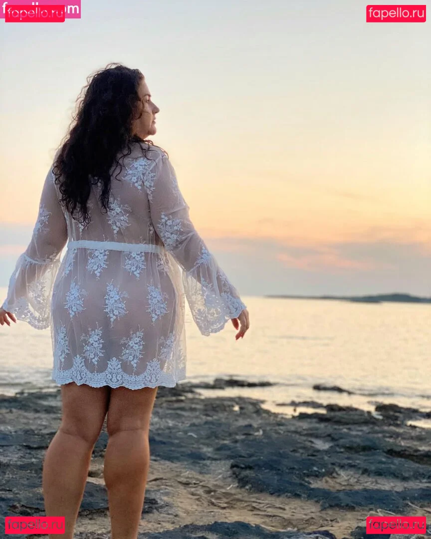 Caliope Onlyfans Photo Gallery 