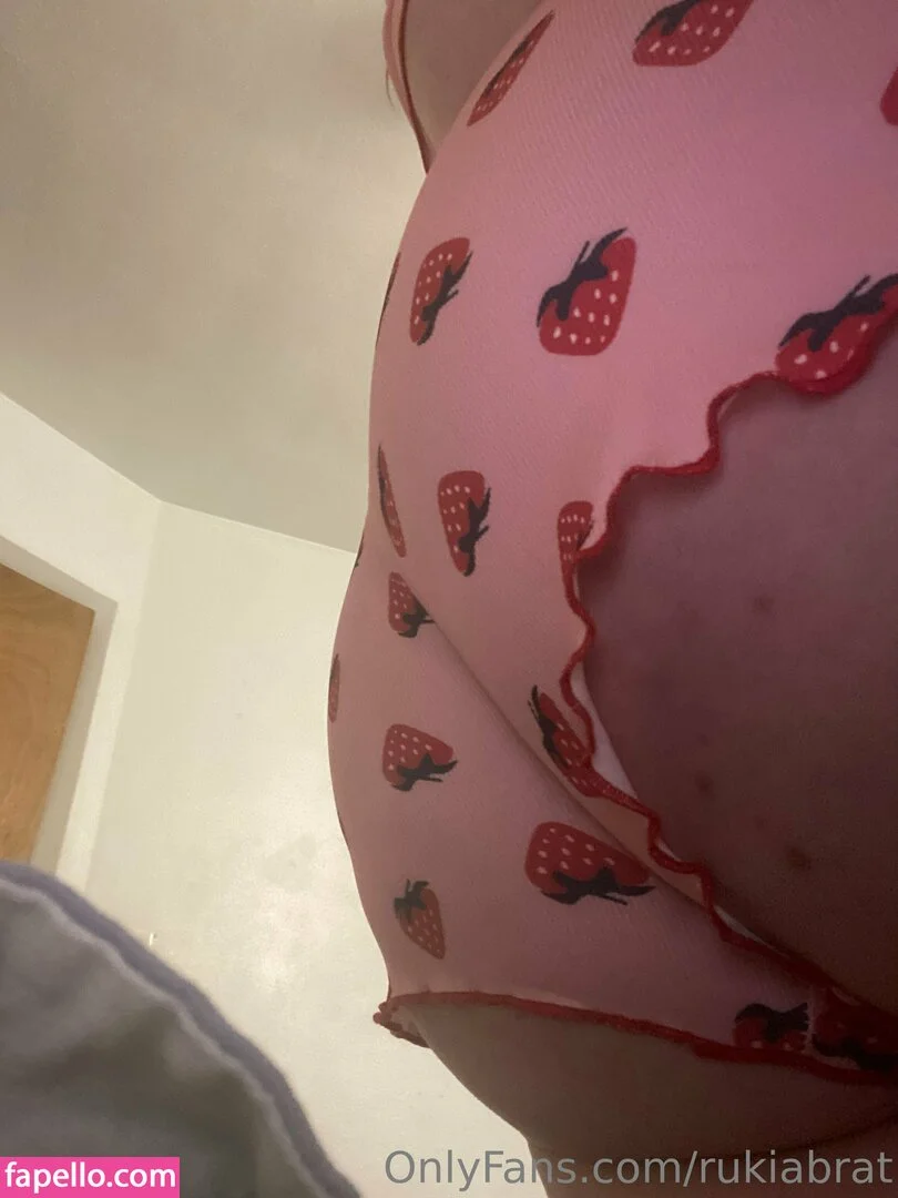 rukiabrat Onlyfans Photo Gallery 