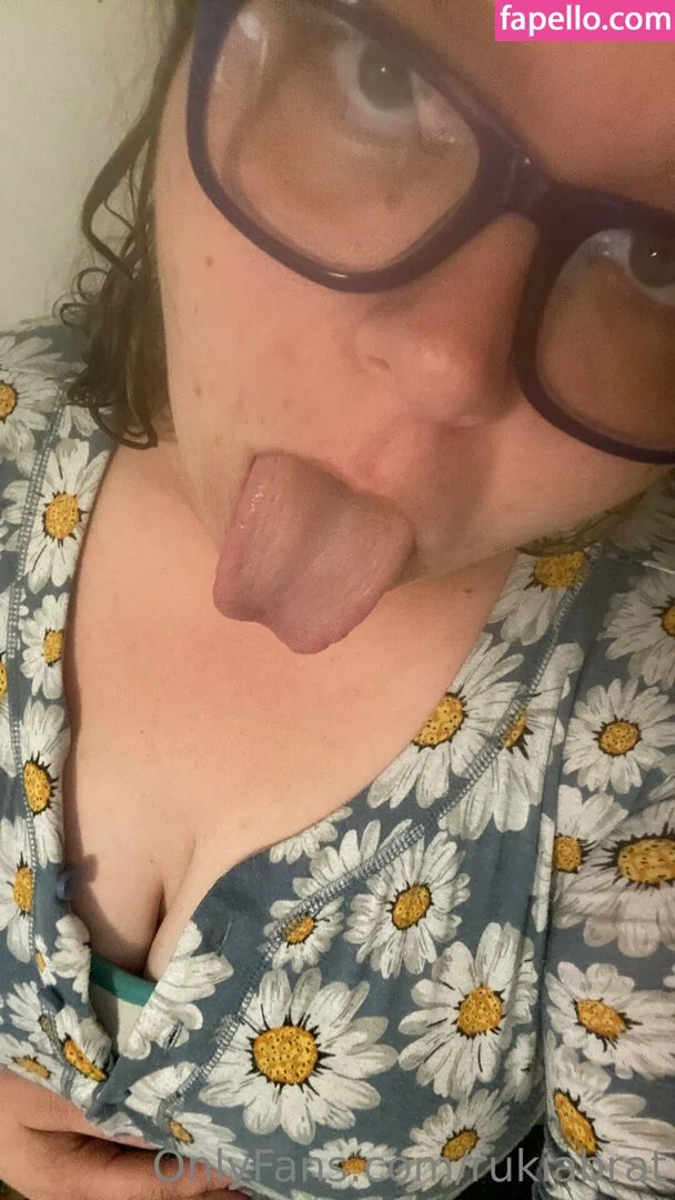 rukiabrat Onlyfans Photo Gallery 