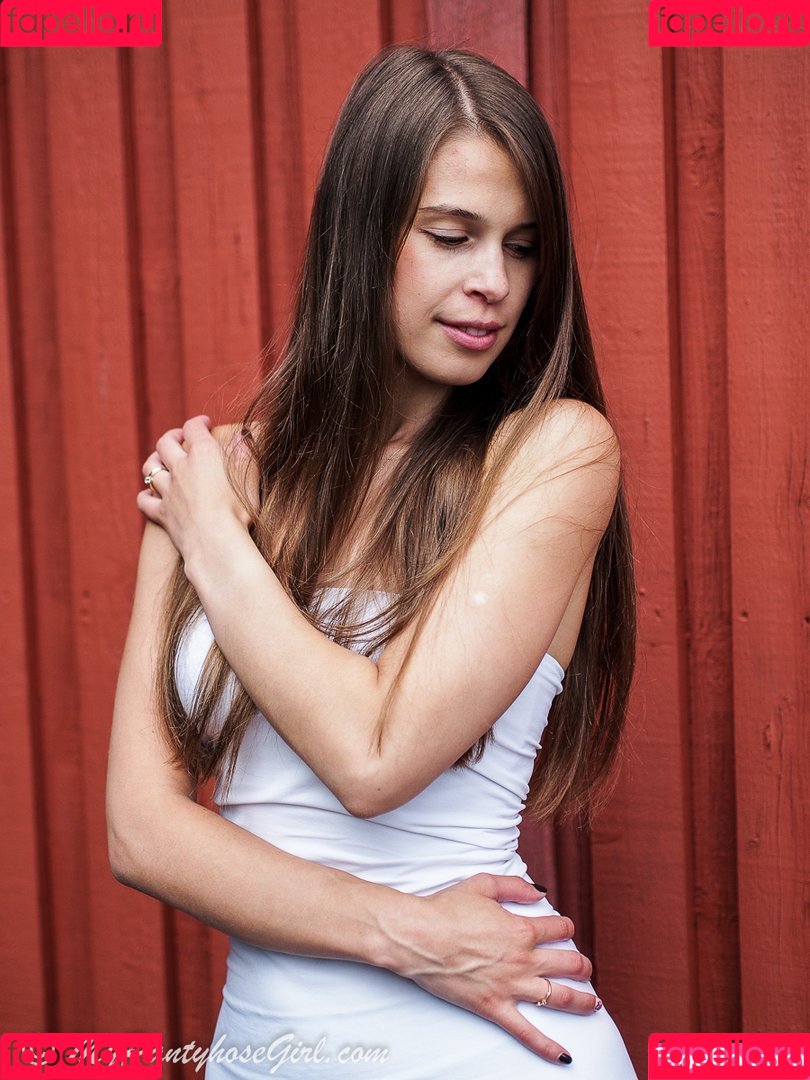 Yattana Onlyfans Photo Gallery 