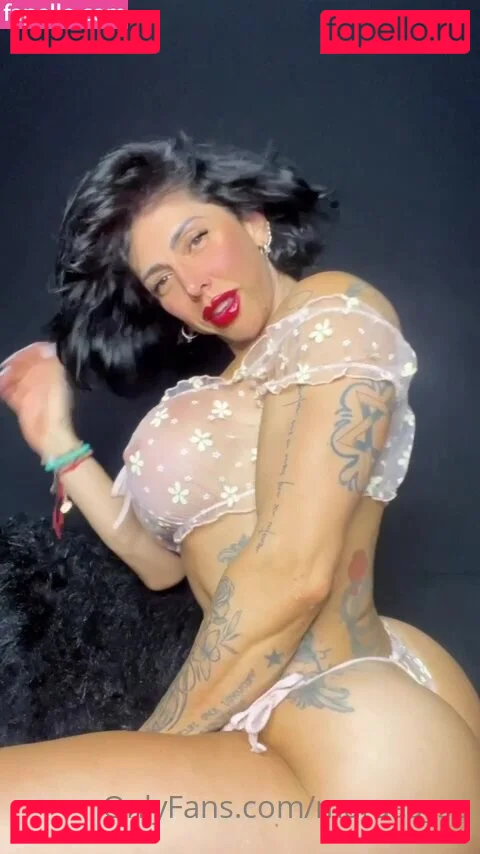 Mara Oliveira Onlyfans Photo Gallery 