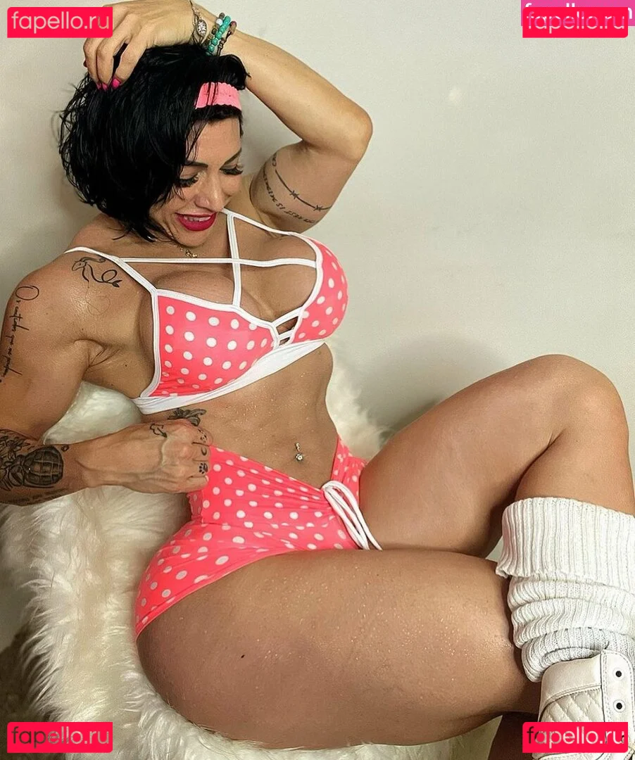 Mara Oliveira Onlyfans Photo Gallery 