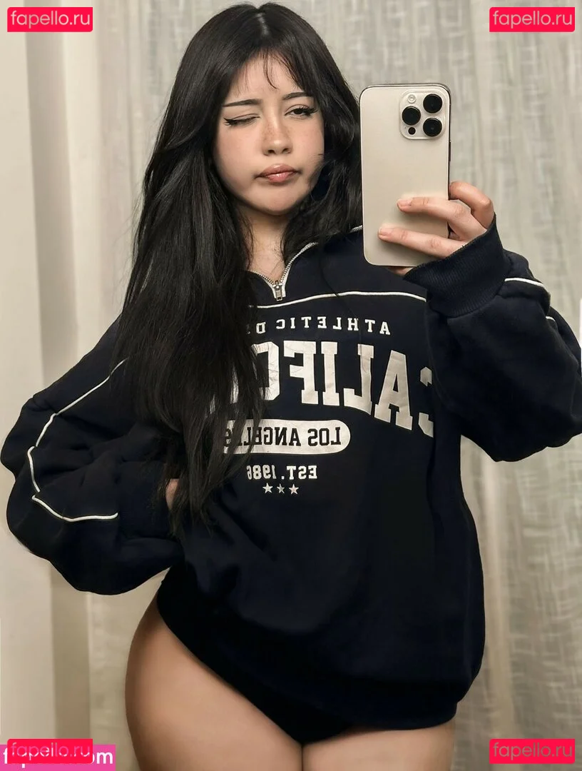 Shiny ASMR Onlyfans Photo Gallery 