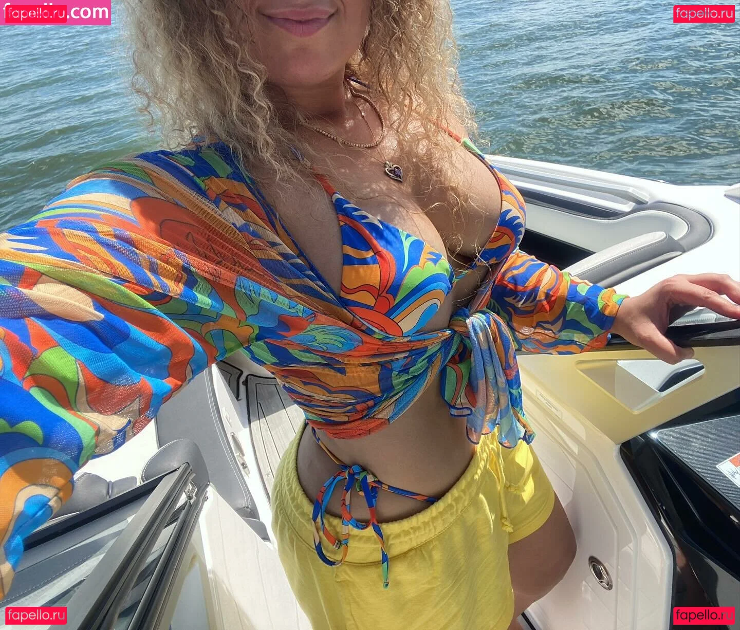 JustYeliz Onlyfans Photo Gallery 