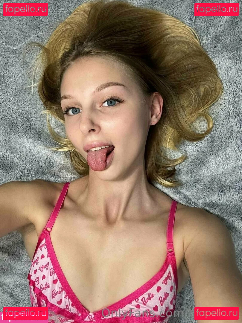 badsofiaaa Onlyfans Photo Gallery 