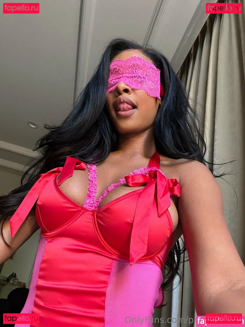 phoenixskye Onlyfans Photo Gallery 